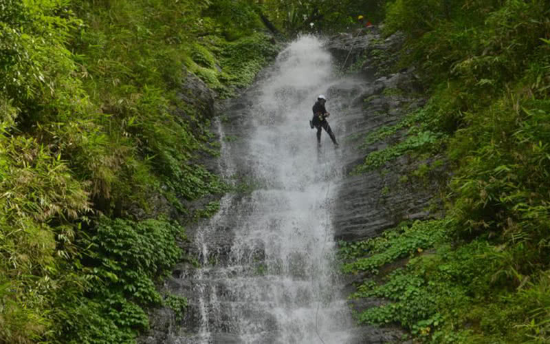 Nepal’s Big Bucket List Adventures 4 canyoning-in-nepal