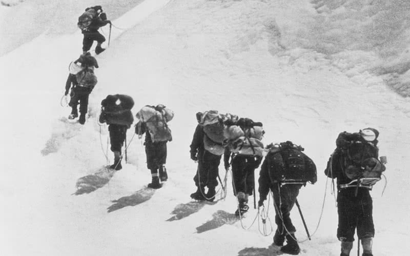 International Everest Day 2 F539FD021D306FAB065A0B509EDFBD41265926733C6774AD42 pimgpsh fullsize distr