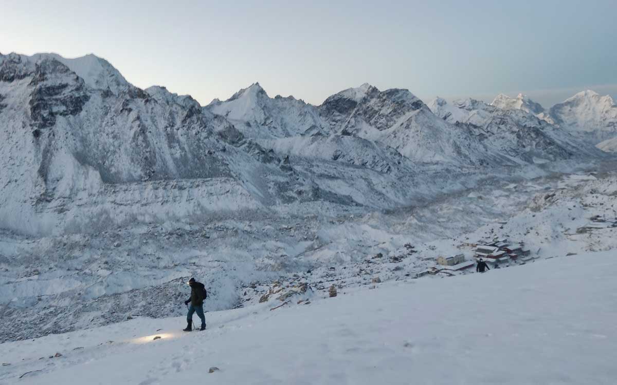 How Difficult is Everest Base Camp Trek? 5 Extreme weather during EBC trek