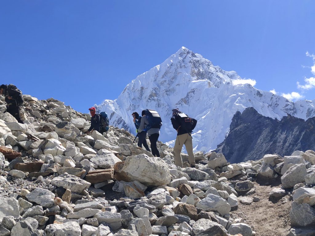 Trail between Lobuche and Gorakshep