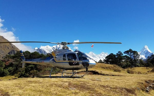 Four amazing Helicopter treks in the Everest Region