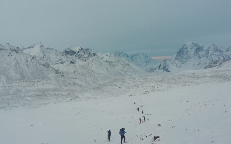 25 Tips to Improve Your Everest Base Camp Trekking Experience 9 extreme weather everest base camp trek