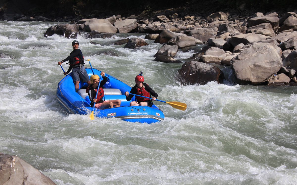 rafting in nepal