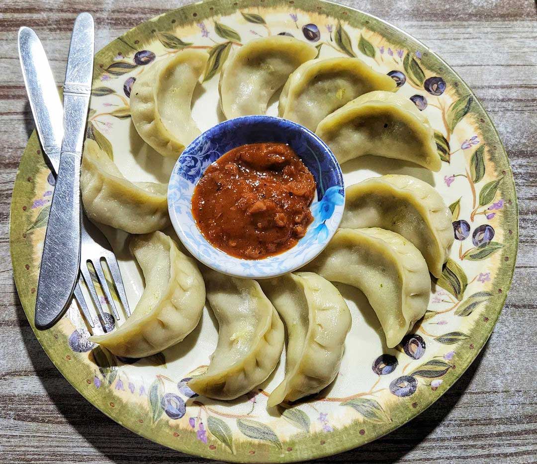 A plate of momo