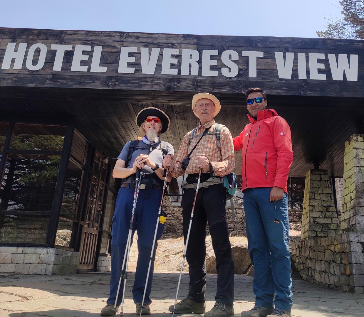 Acclimatization hike to Hotel Everest View