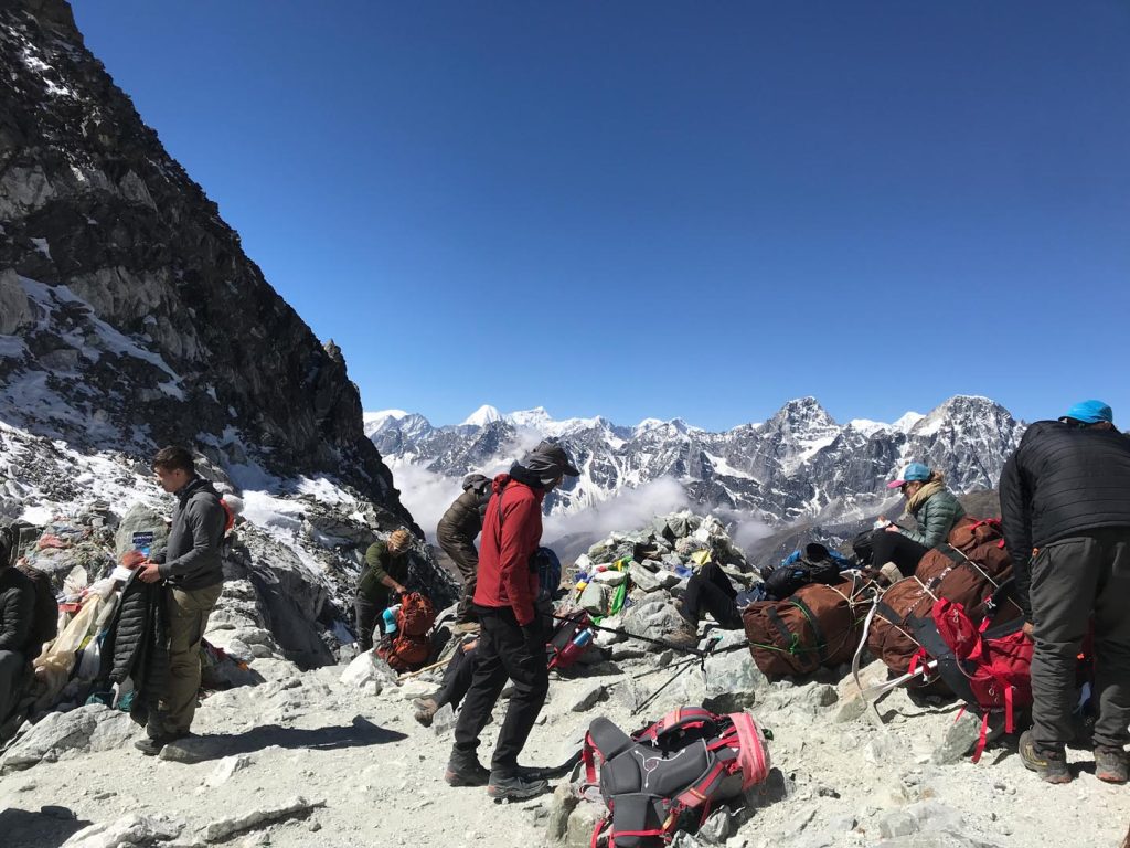 Best Viewpoints in the Everest Region 9 Chola Pass