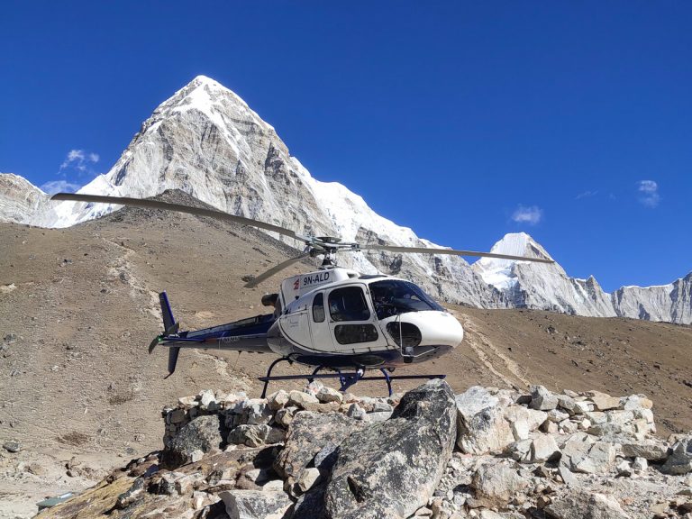 Helicopter ready to take off from Gorakshep