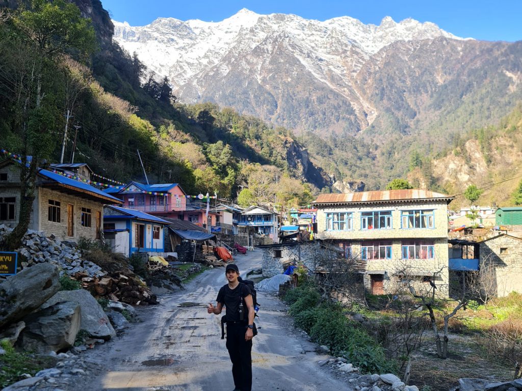 Annapurna Circuit Trek Distance | Ace the Himalaya