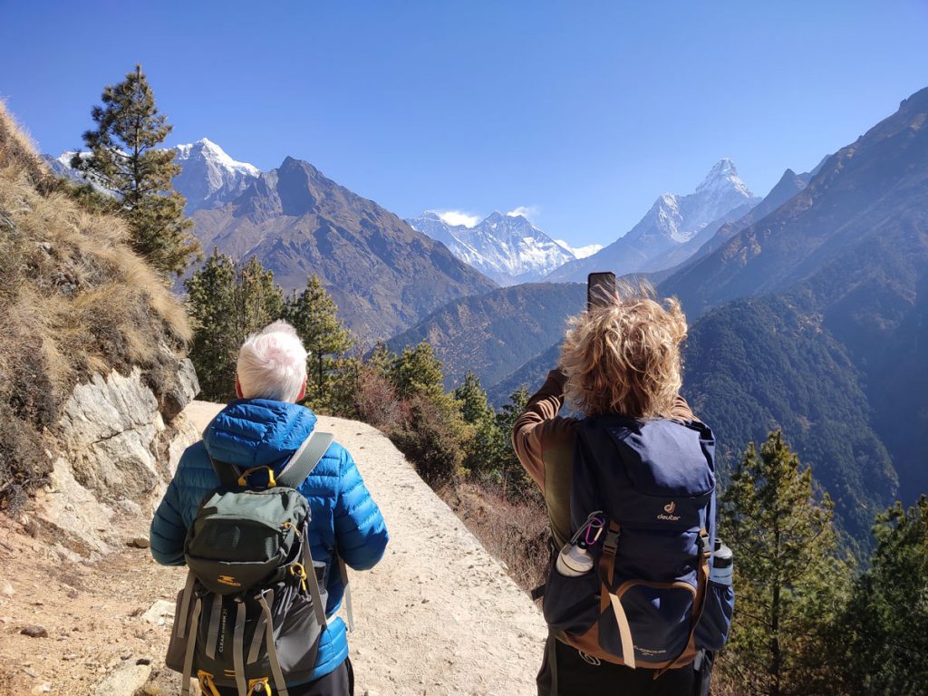 Capturing Himalayas enroute to Phorste Thanga