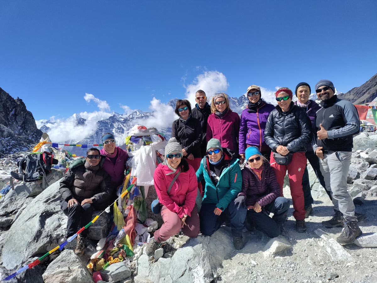 Trekkers at Chola Pass summit