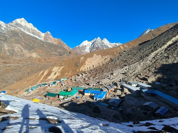 Guesthouses at Khare