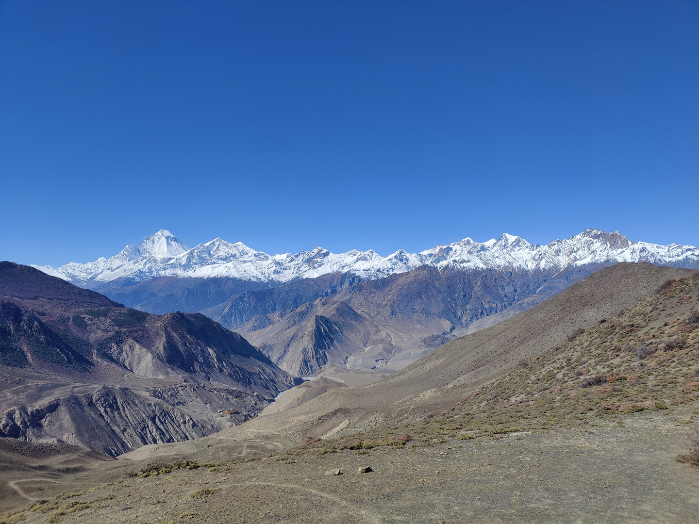Mountain range on the way Muktinath