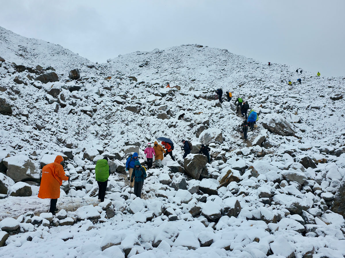 Autumn snowfall during EBC Trek