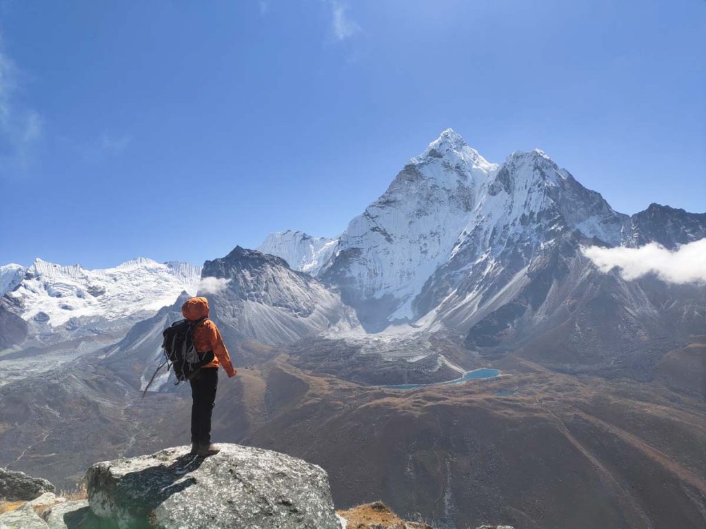 Acclimatizing during EBC trek