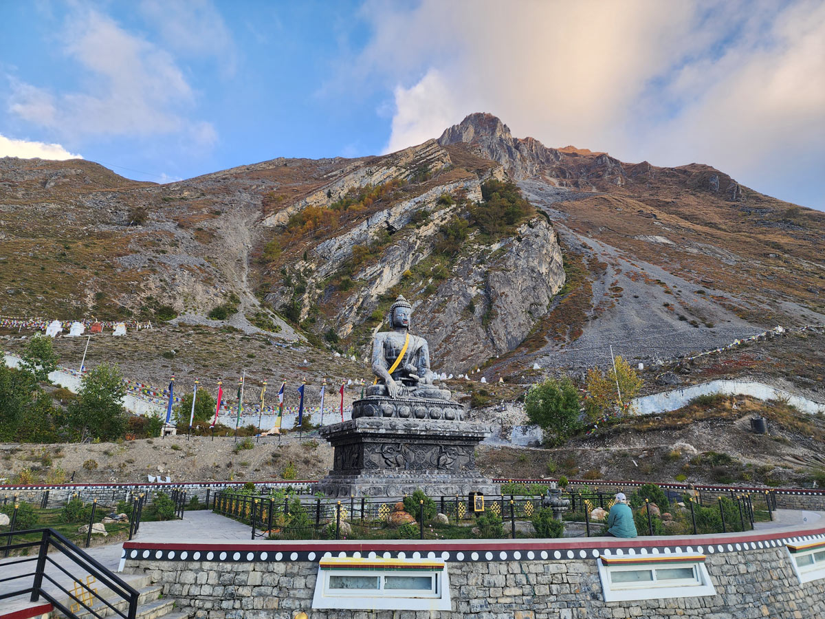 Muktinath Temple: Nepal’s Sacred Himalayan Sanctuary of Liberation 2 Sakyamuni Buddha Statue in Muktinath