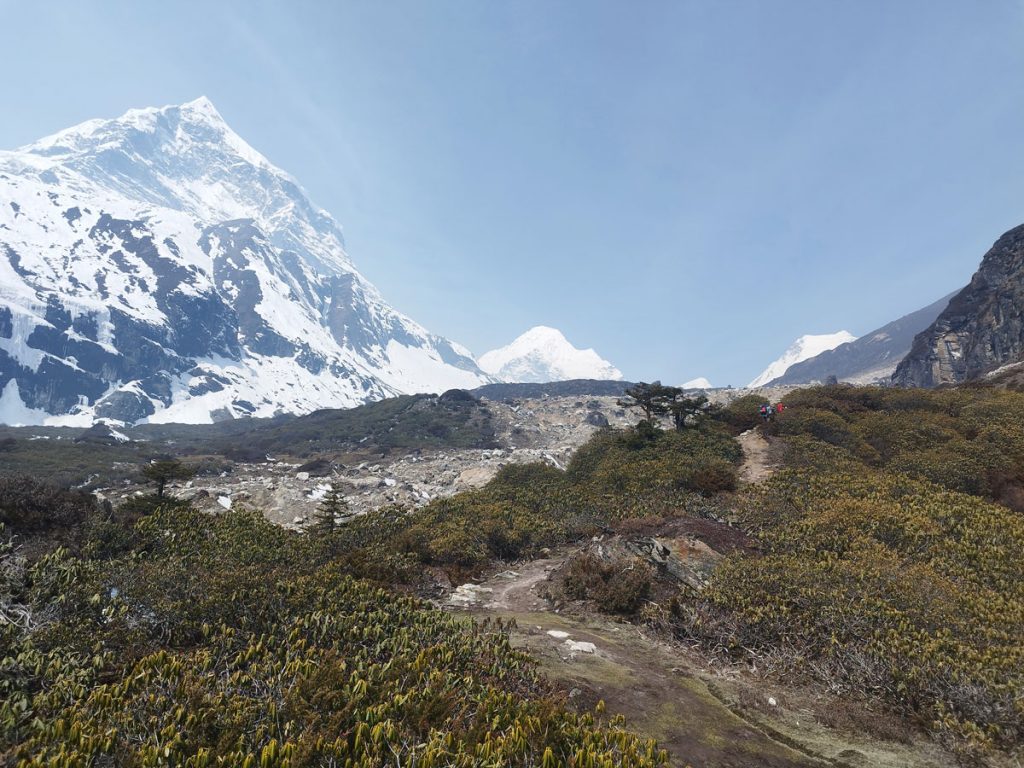 Trail to Makalu Base Camp