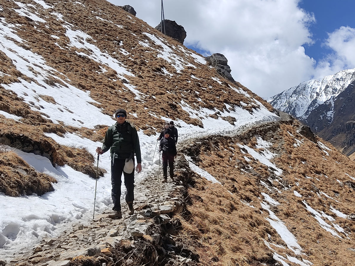 How Difficult is Annapurna Circuit Trek?