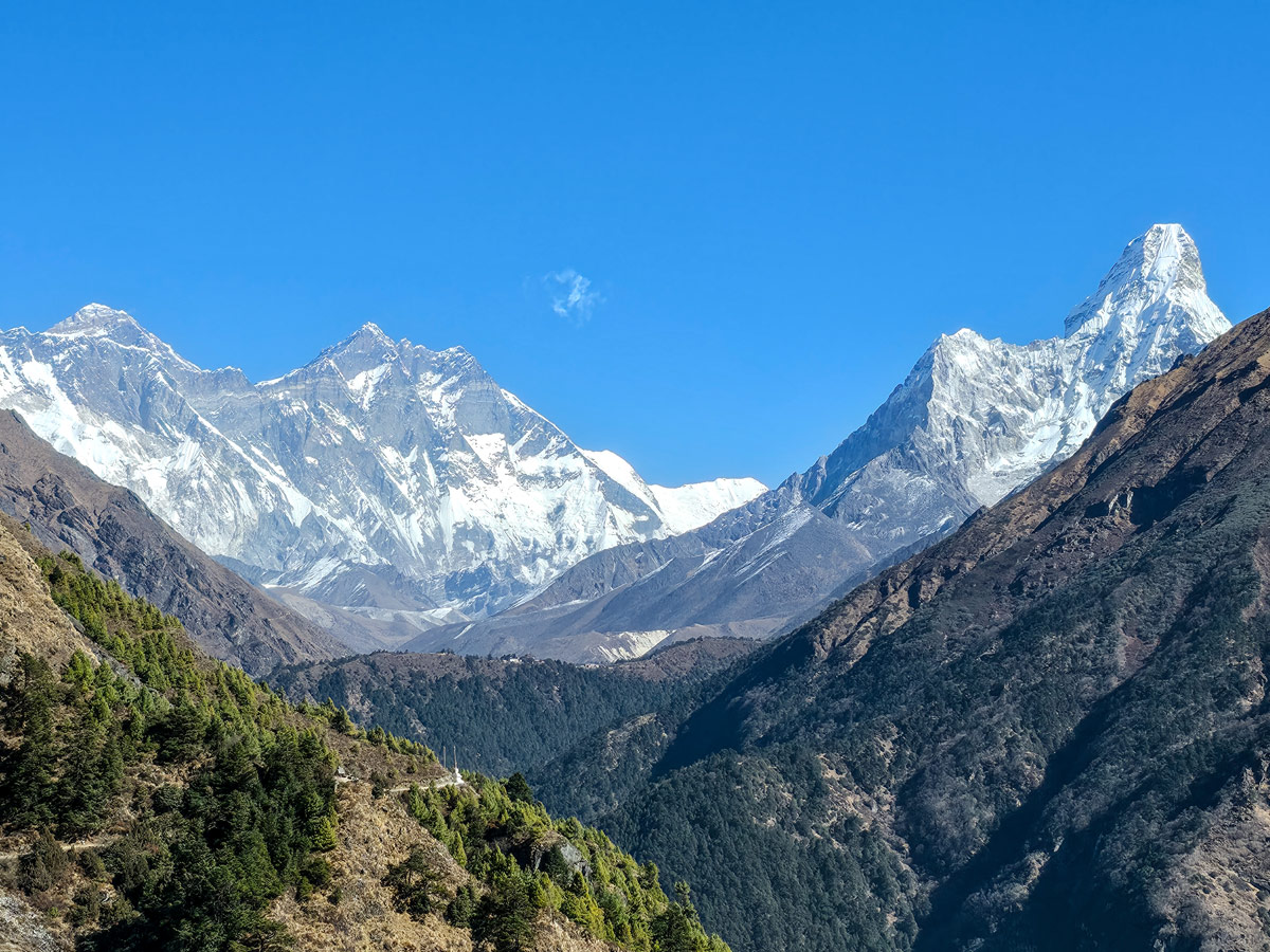 Where is Mount Everest Located? 2 View of Mt Everest, Lhotse and Amadablam on the way to Tengboche