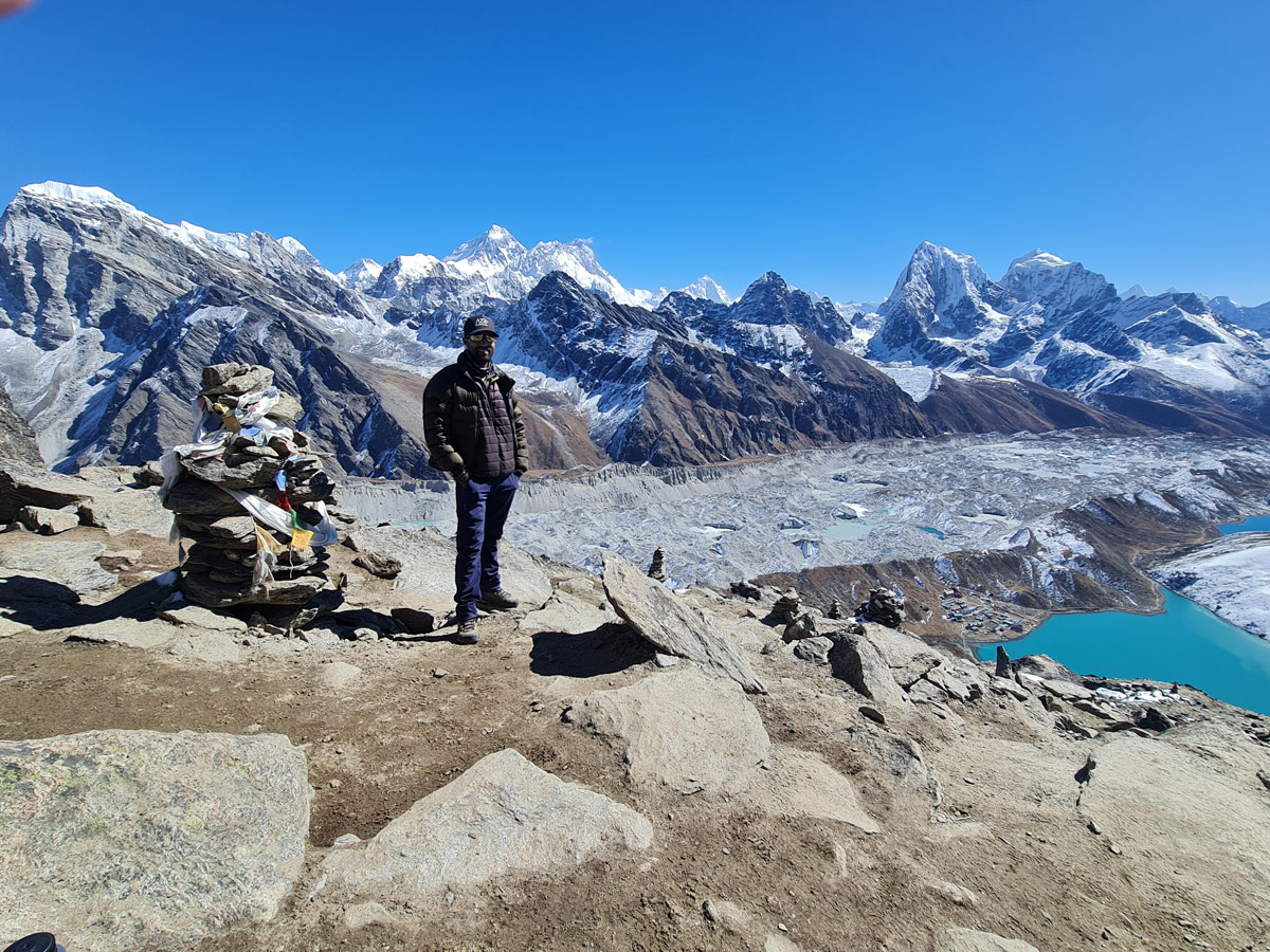 Why One Must Trek Gokyo to Everest Base Camp Route?